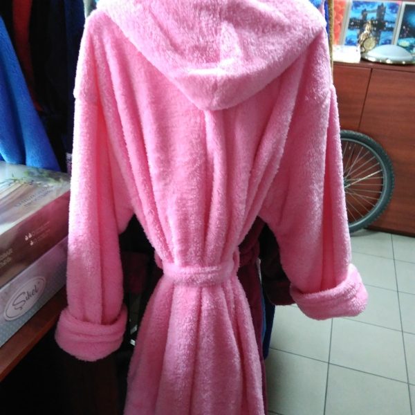 Женский халат розовый L-XL (короткий с капюшоном)