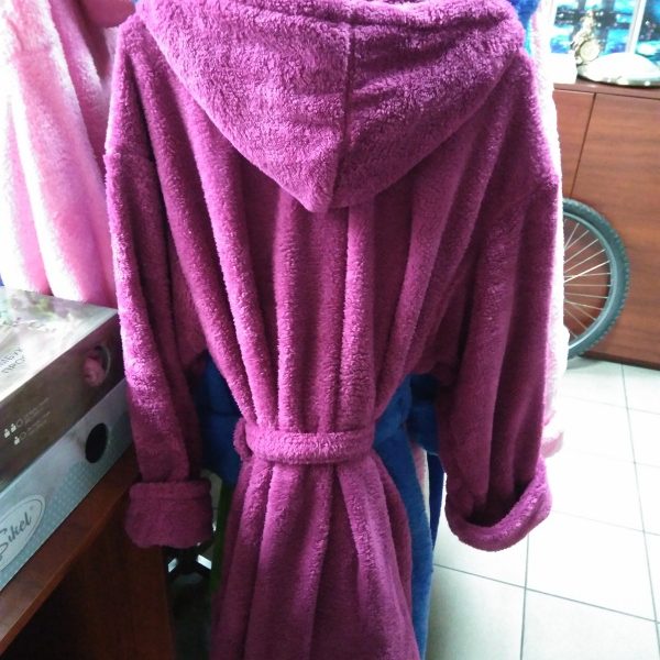Женский халат фиолетовый L-XL (короткий с капюшоном)