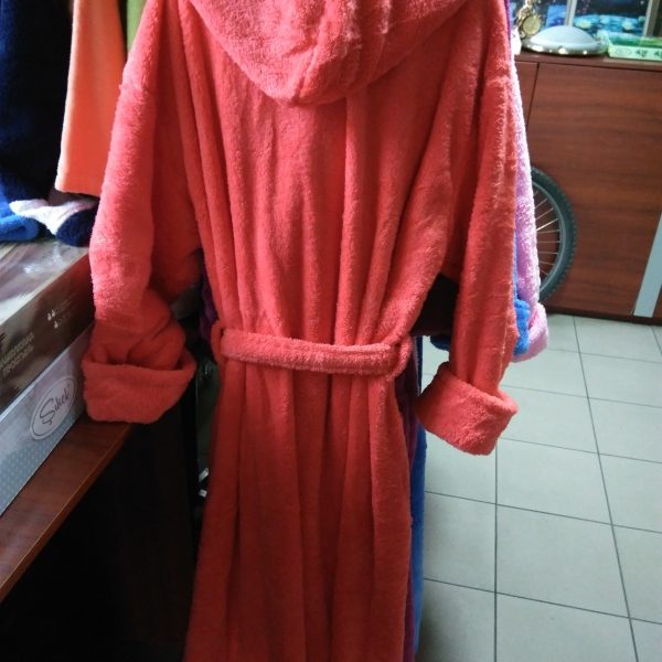 Женский халат коралловый 2XL (длинный с капюшоном)